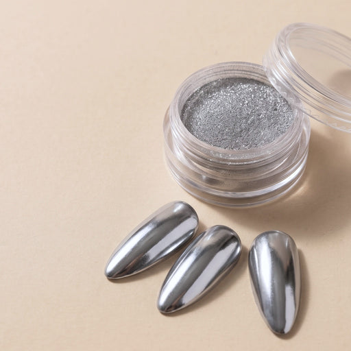 SOLVÉ Chrome 07 ayna krom tozu, Parlak Gümüş — kavanoz ve uygulanmış tırnaklar